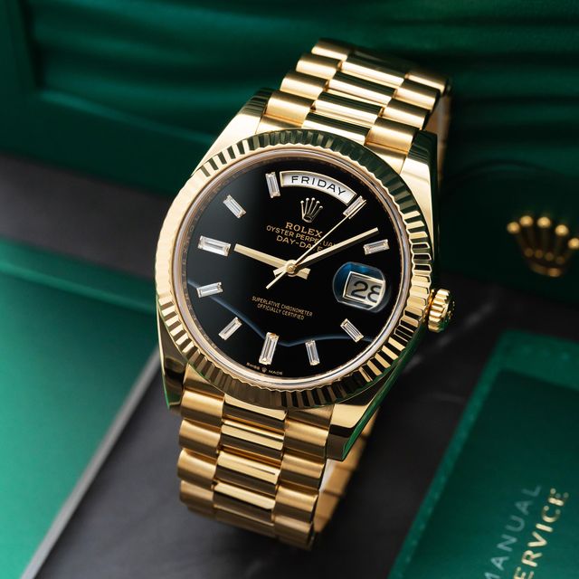 Rolex Day-Date 40 228238 Image 2